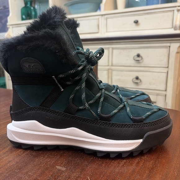 Sorel Shoes - SOREL Ona RMX Glacy Women Size 9.5 Waterproof Boots Snow Green NL5050-301 New
